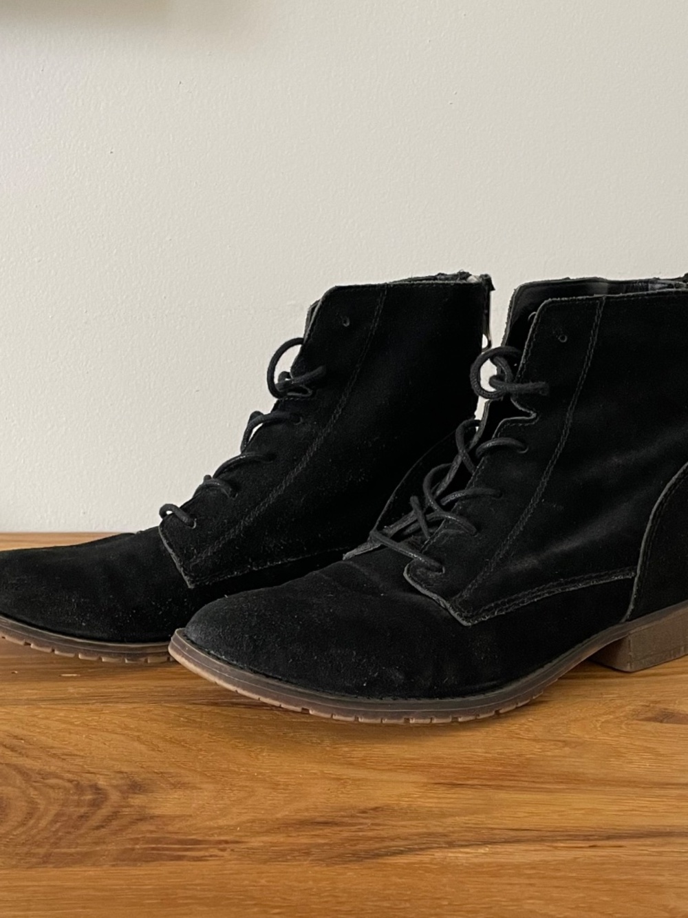 Steve Madden Oxford Leather Flat Boot Black Womenโs Size 8 โ LIKE NEW